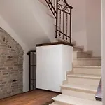 Officine Cavour Casa Dei Leoni Centro Storico