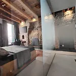 Officine Cavour Casa Dei Leoni Centro Storico *