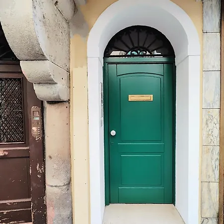 Apartment Officine Cavour Casa Dei Leoni Centro Storico