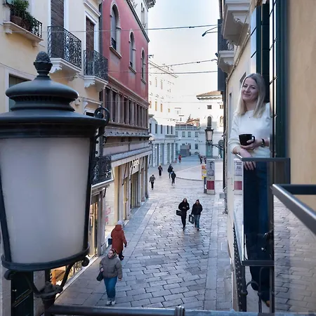 Officine Cavour Casa Dei Leoni Centro Storico Apartman Padova