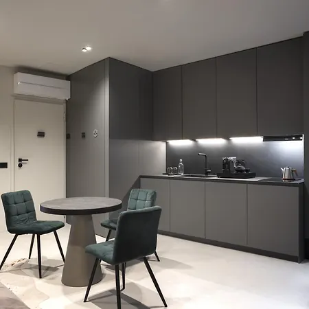 Apartman Officine Cavour Casa Dei Leoni Centro Storico *
