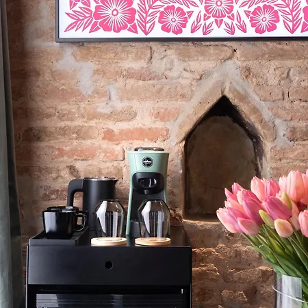 Apartment Officine Cavour Casa Dei Leoni Centro Storico *