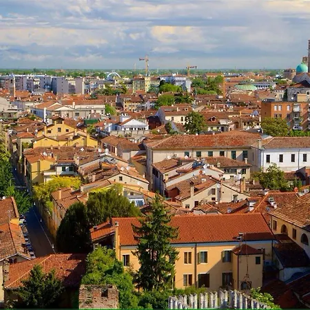 Officine Cavour Casa Dei Leoni Centro Storico Apartamento Padua