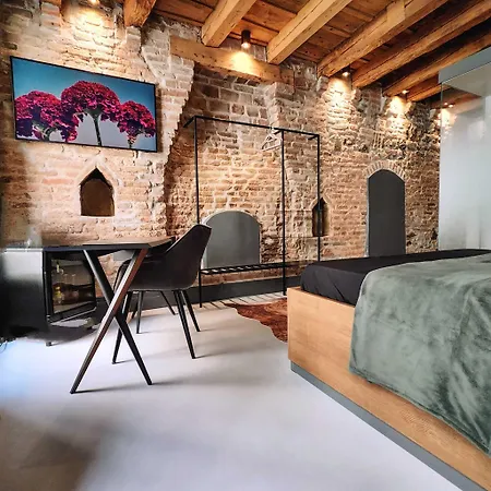Officine Cavour Casa Dei Leoni Centro Storico Apartman Padova
