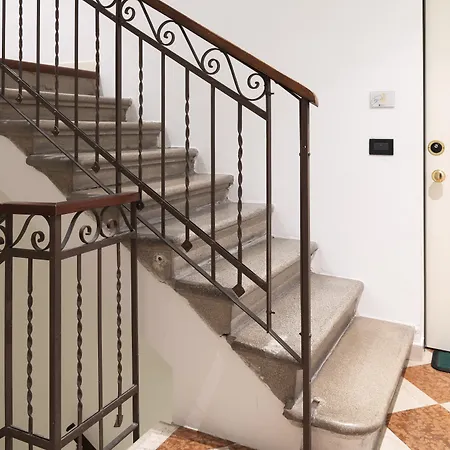 Officine Cavour Casa Dei Leoni Centro Storico Apartment Padua